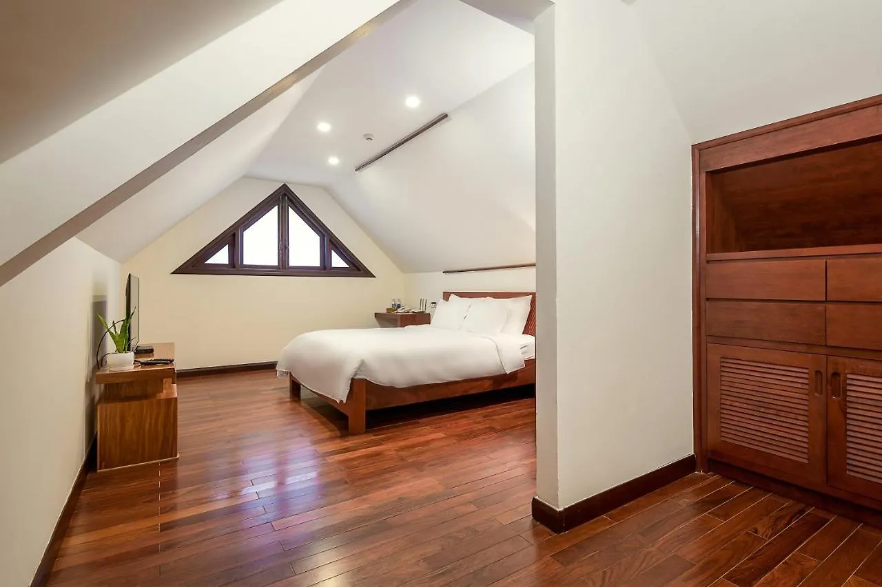 Tropical Villas Beach Danang